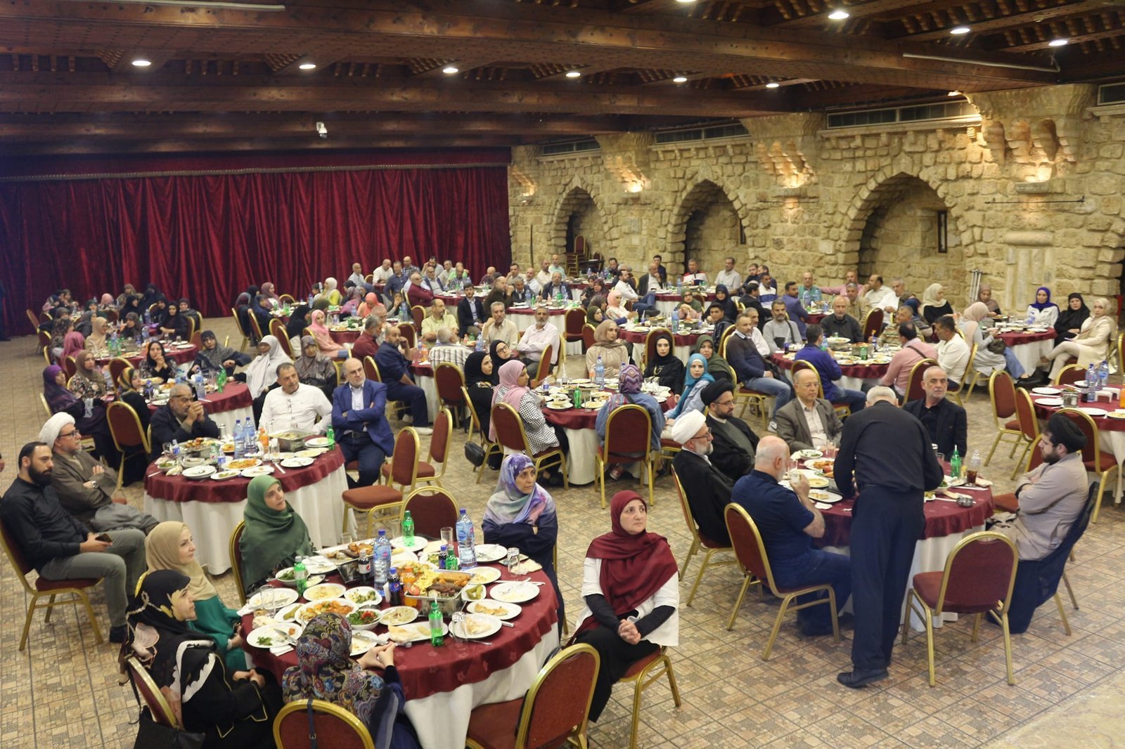 مجمع دوحة المبرّات يكرم العاملين