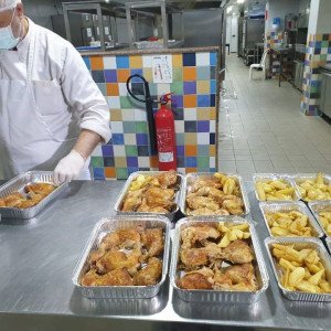 المبرّات تطلق مشروع ” إفطار الأيتام في بيوتهم ” لتأمين وجبات يومية ل 4600 يتيم في مؤسساتها