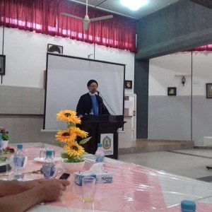  علي فضل الله: على السياسيين تأمين فرص الأمان والعطاء لبناء الوطن