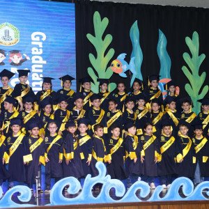 قسم رياض الاطفال يحتفل باختتام عامه الدراسي