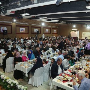 فضل الله في إفطار مجلس أصدقاء مبرة الخوئي:مسؤولية المؤسسات تكبر بقدر ما تتقاعس القيادات عن انجاز الاستحقاقات