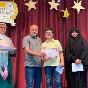 ثانويّة الإمام جعفر الصّادق جويّا تكرّم تلامذتها المتفوّقين