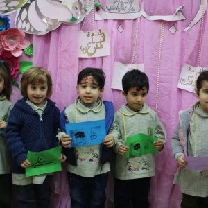 احتفالات في ولادة الإمام علي(ع) في ثانوية المجتبى